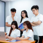 Sinh viên Cranes FPT trong giờ học