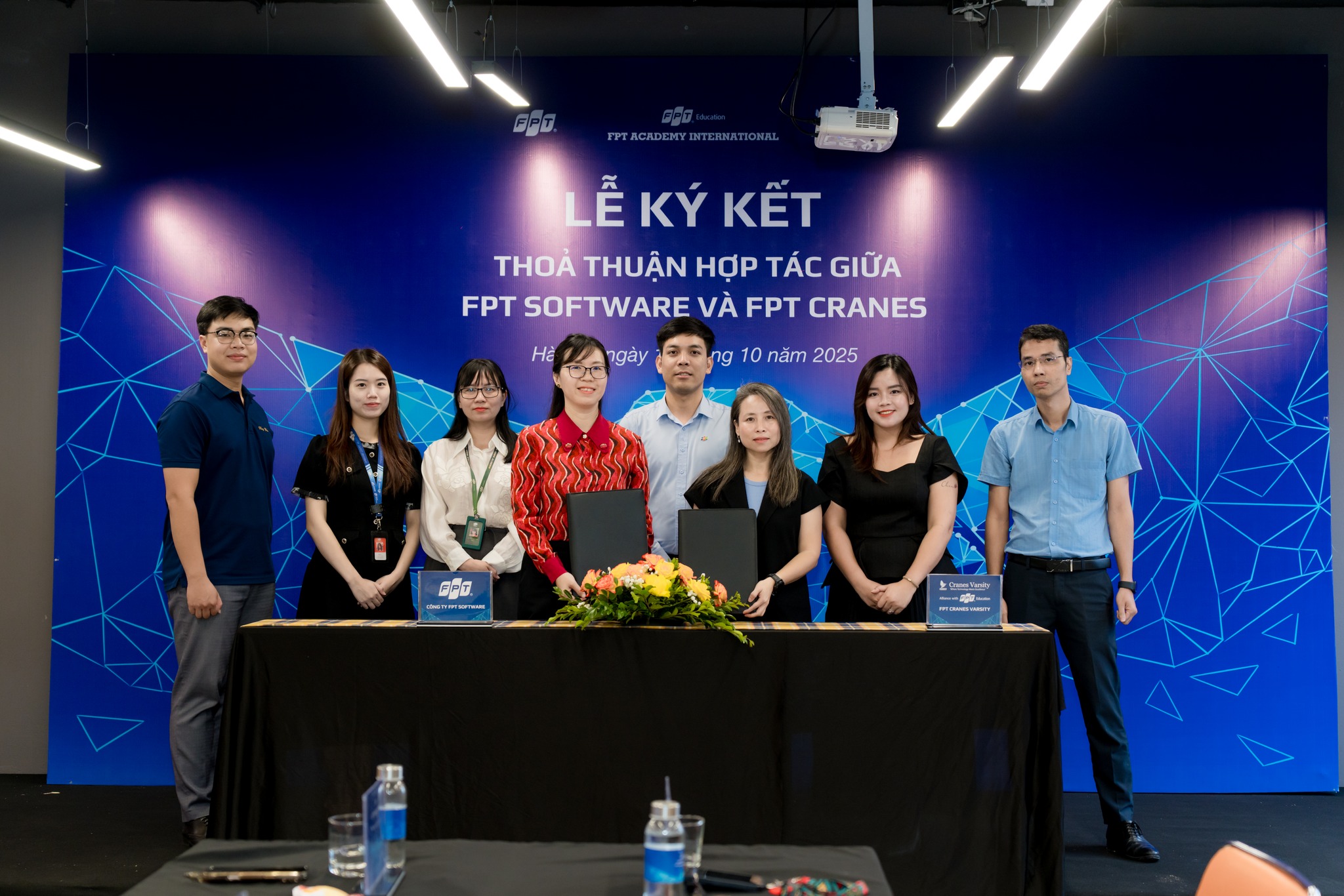 FPT Software và Cranes FPT ký kết hợp tác mở lối sự nghiệp ngành phần mềm ô tô thông minh