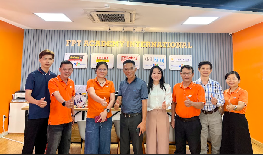 FAI và Saolatek tiếp nối hợp tác, mở rộng cơ hội thực tiễn cho sinh viên công nghệ